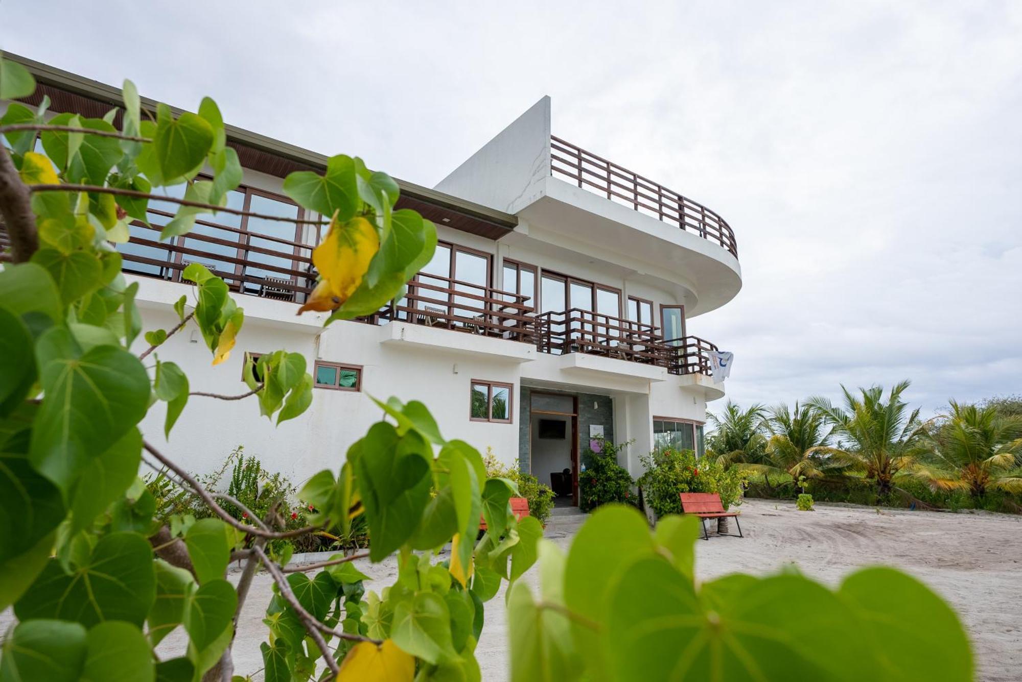 Olive Goidhoo Hotel Exterior photo