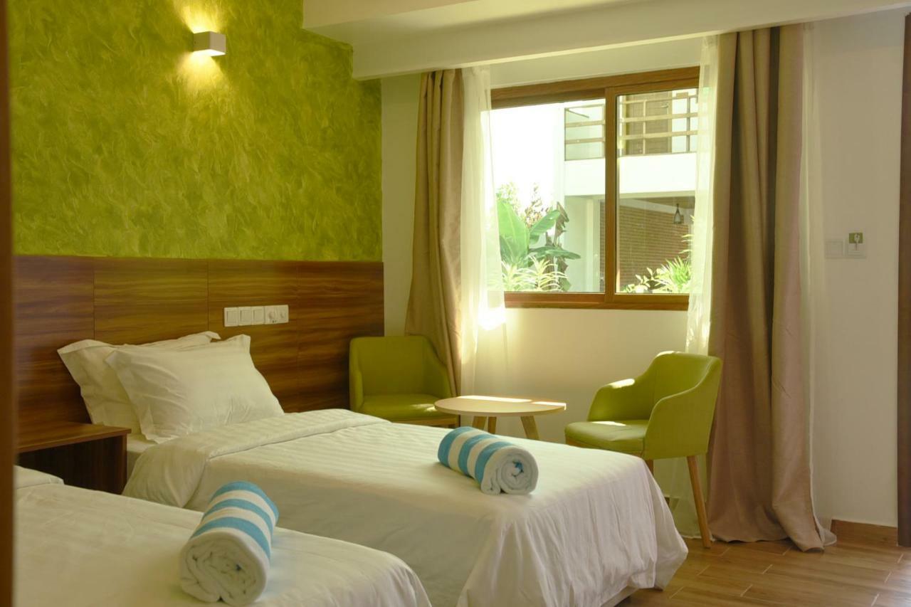 Olive Goidhoo Hotel Exterior photo